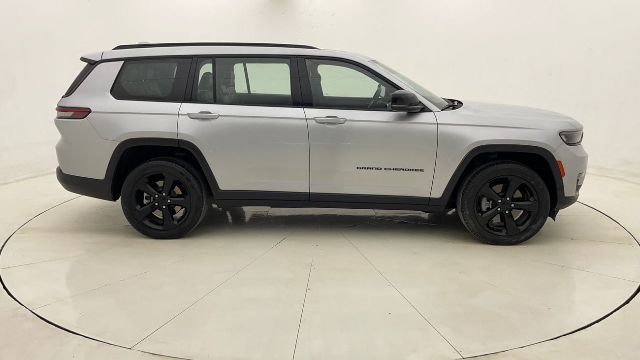 جيب شيروكي ALTITUDE 3.6 | بدون دفعة مقدمة | اختبار القيادة في المنزل