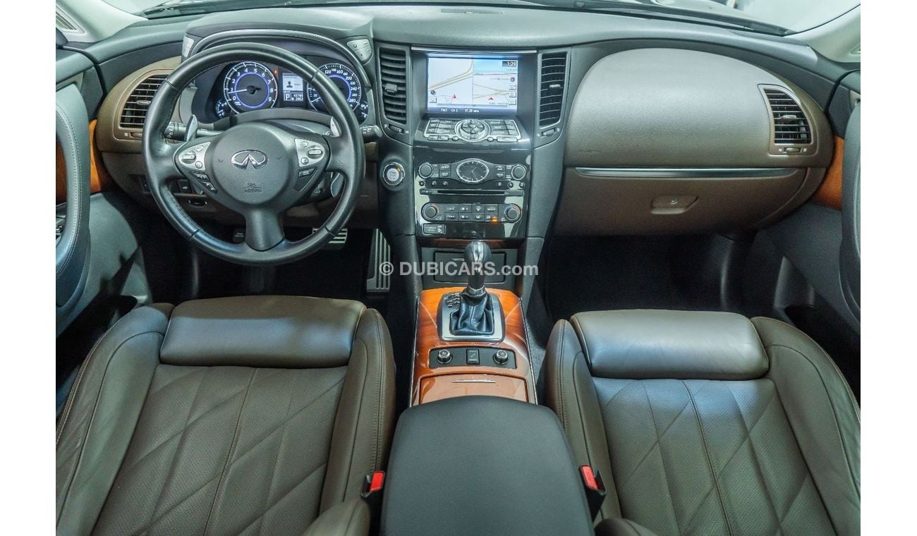 Infiniti QX70 2016 Infiniti QX70S 5.0L V8 Full Option / Full-Service History