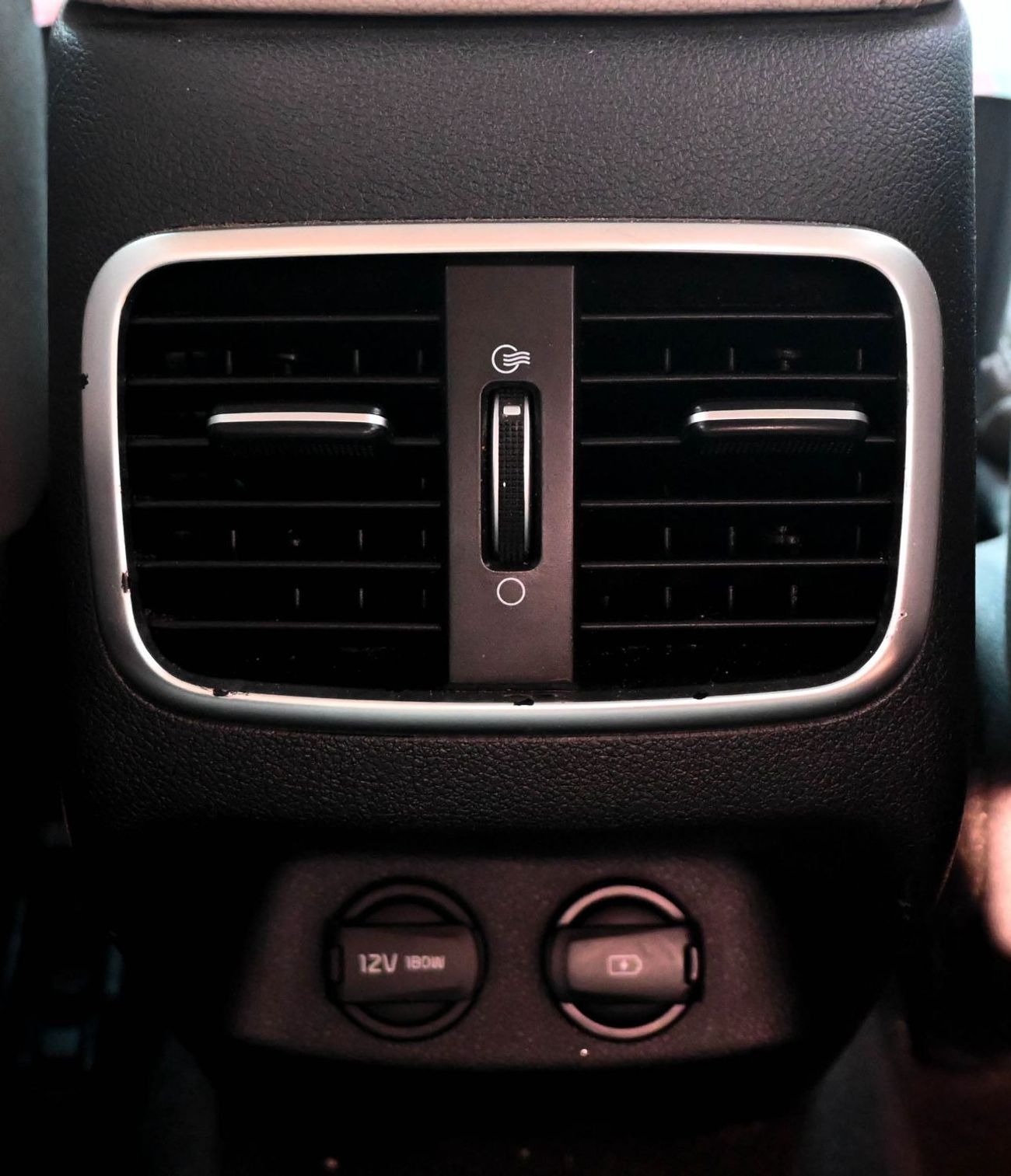 كيا أوبتيما LX 2.0L (157 HP)