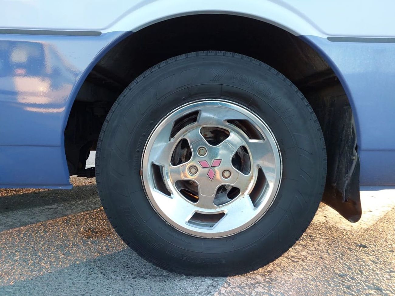 Mitsubishi Rosa MITSUBISHI ROSA BUS RHD 2004 MODEL 5.2 L DIESEL MANUAL(PM00455)