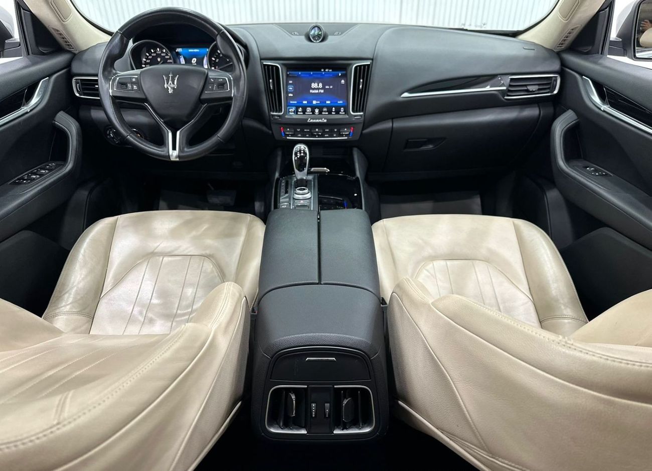 Maserati Levante Std 2017 Maserati Levante, 1 Year Warranty, Full Service History, GCC