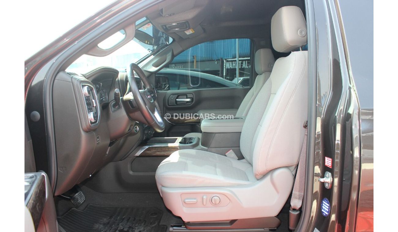 GMC Sierra (2021) PICK-UP, GCC, UNDER WARRANTY FROM LOCAL DEALER