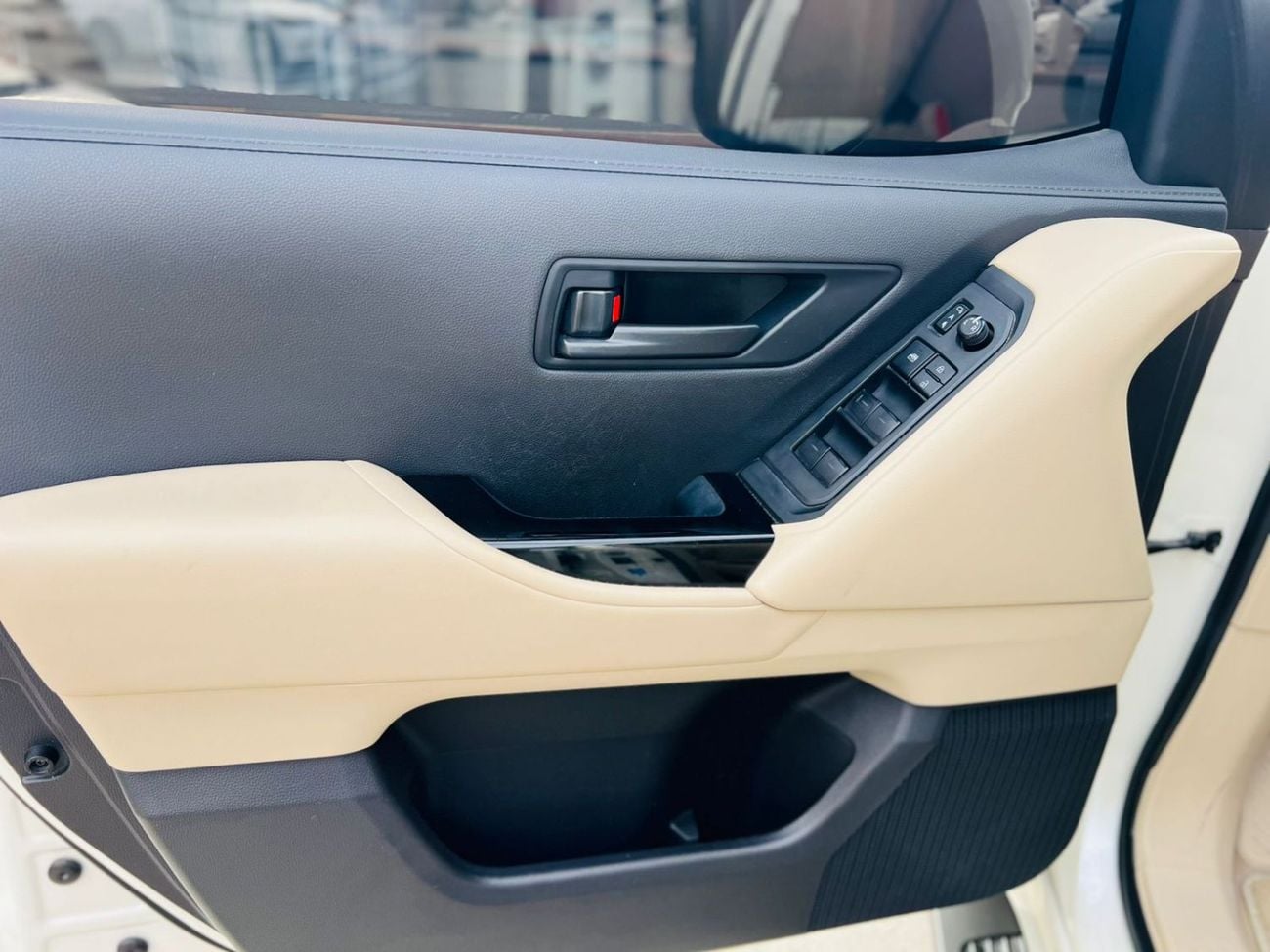 Toyota Land Cruiser EXR 4.0L TOYOTA LAND CRUISER 2023. EX-R 4.0L/V6