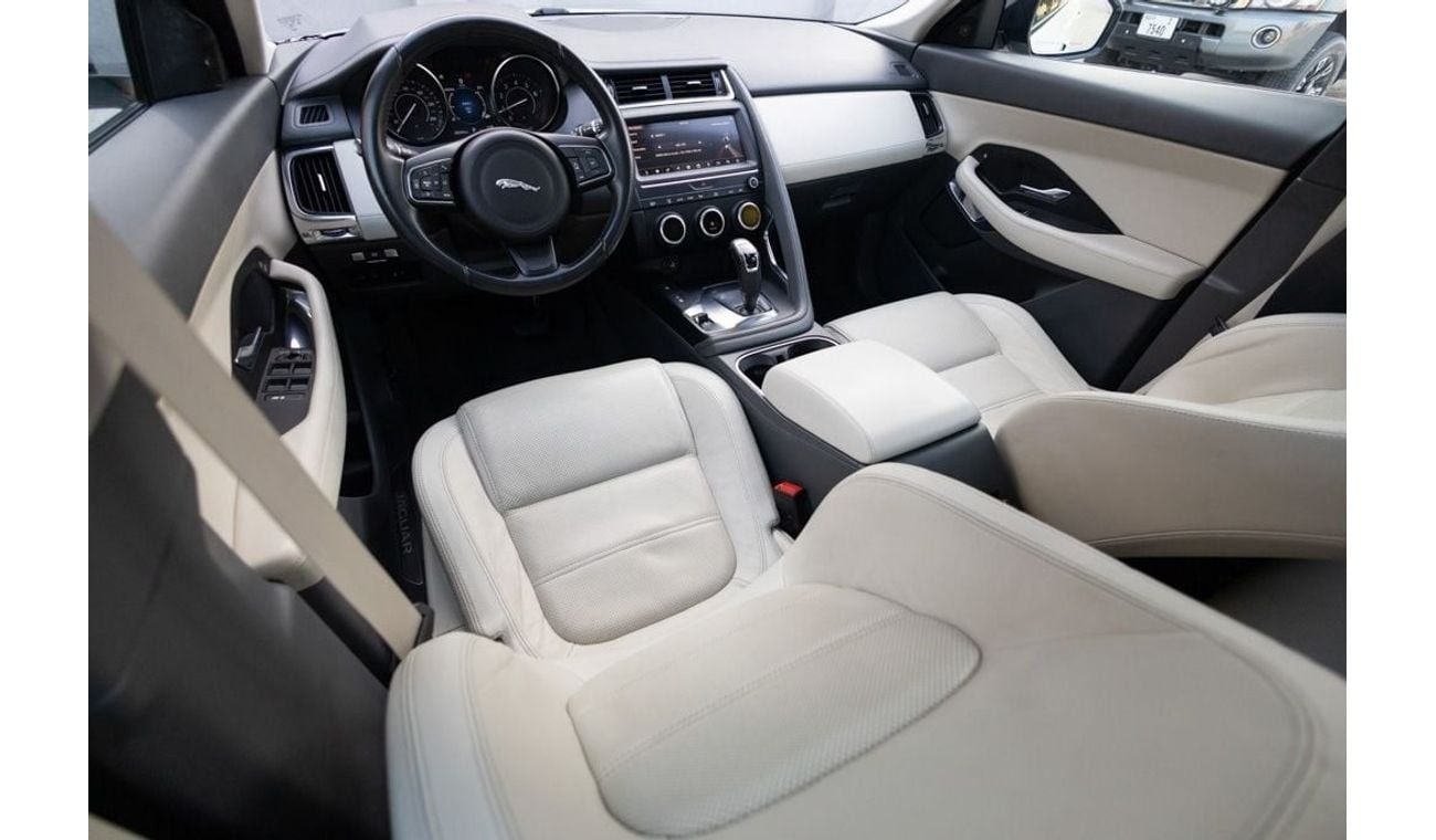 Jaguar E Pace SE P200 2.0L Jaguar E-pace P-200 S 2019 GCC under Warranty with Flexible Down-Payment.