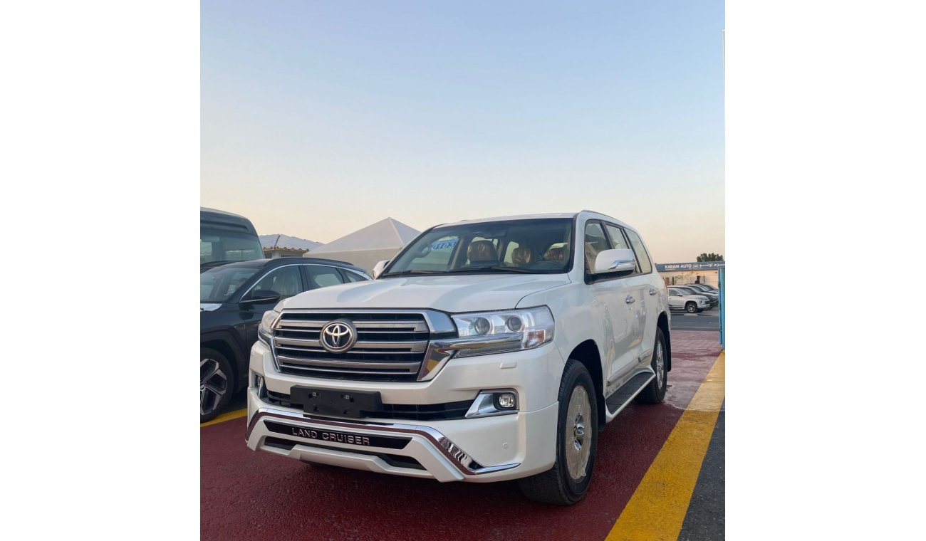 Toyota Land Cruiser TOYOTA LAND CRUISER GX-R 4.5L DIESEL AWD MODEL 2021 WHITE COLOR