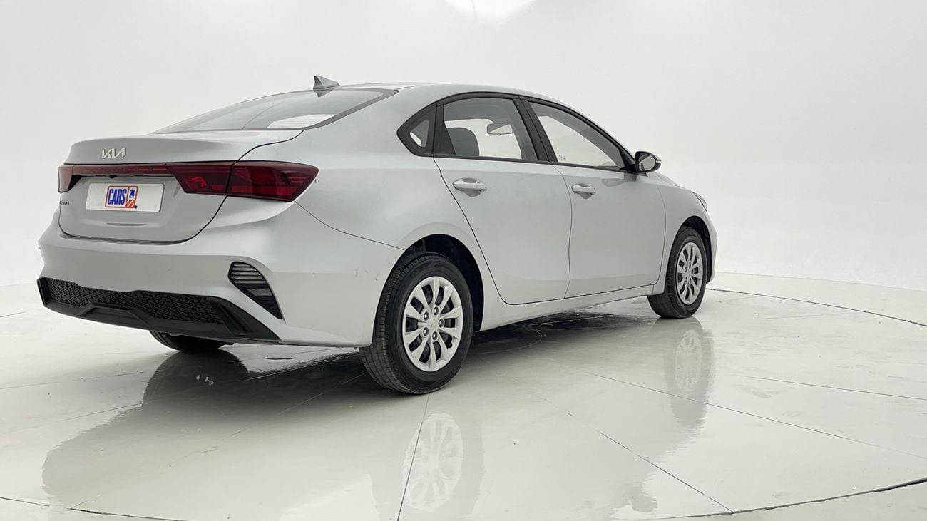 كيا سيراتو LX 1.6 | بدون دفعة مقدمة | اختبار قيادة مجاني للمنزل