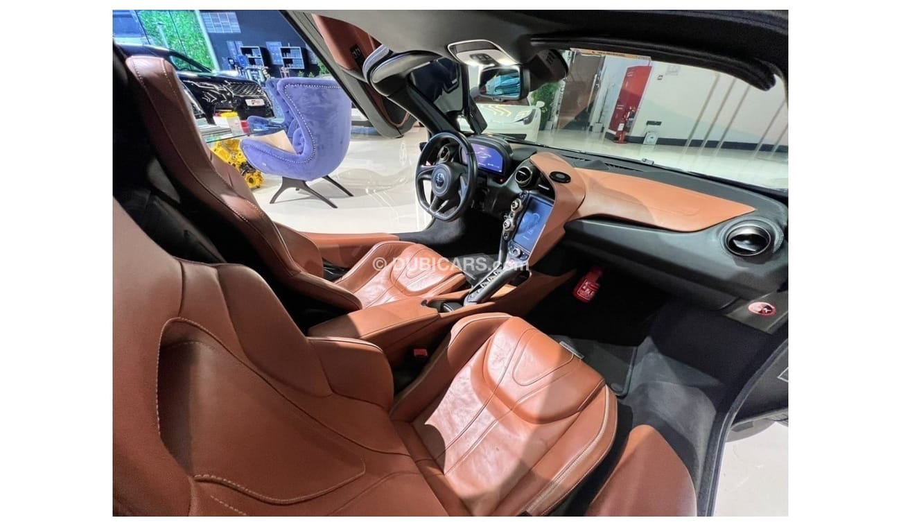 McLaren 720S MCLAREN 720S GCC / 45000KM/1 YEAR WARRANTY