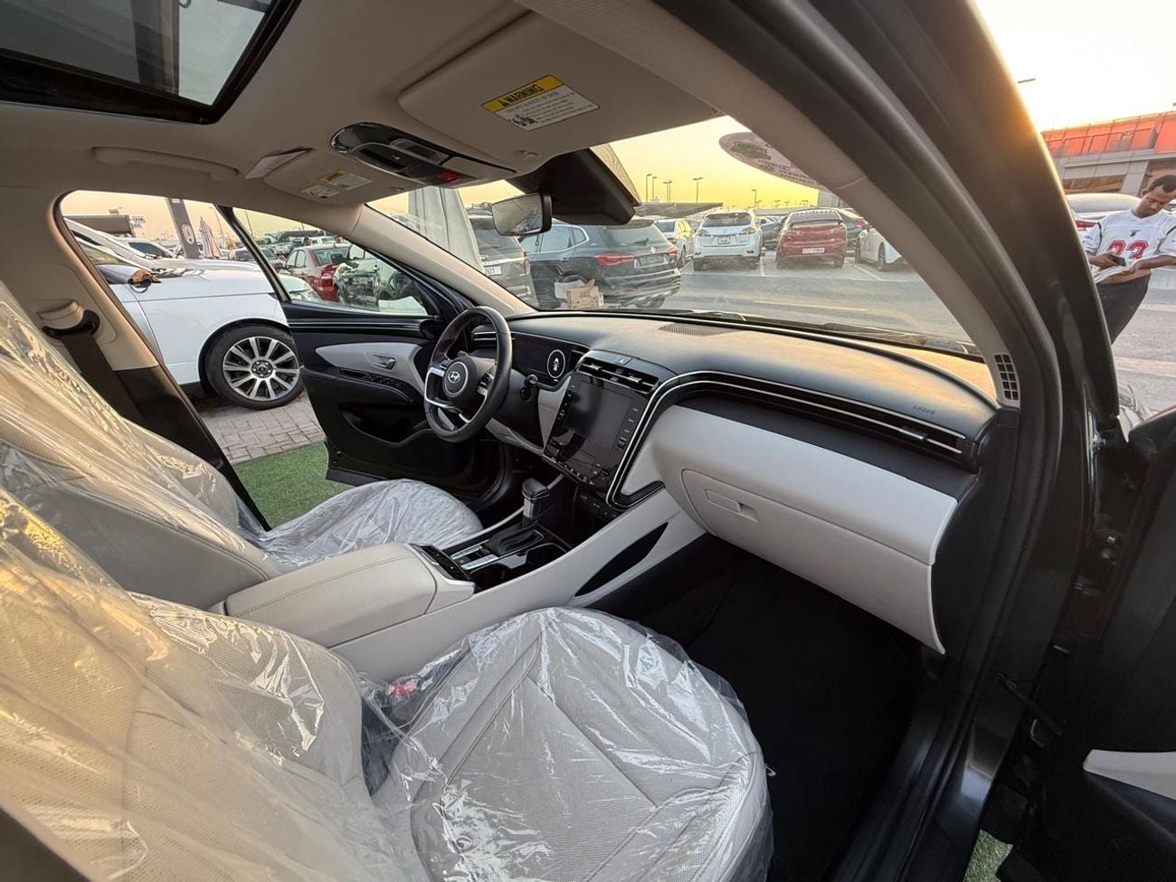 Hyundai Tucson ULTIMATE fully loaded with panoramic sunroof