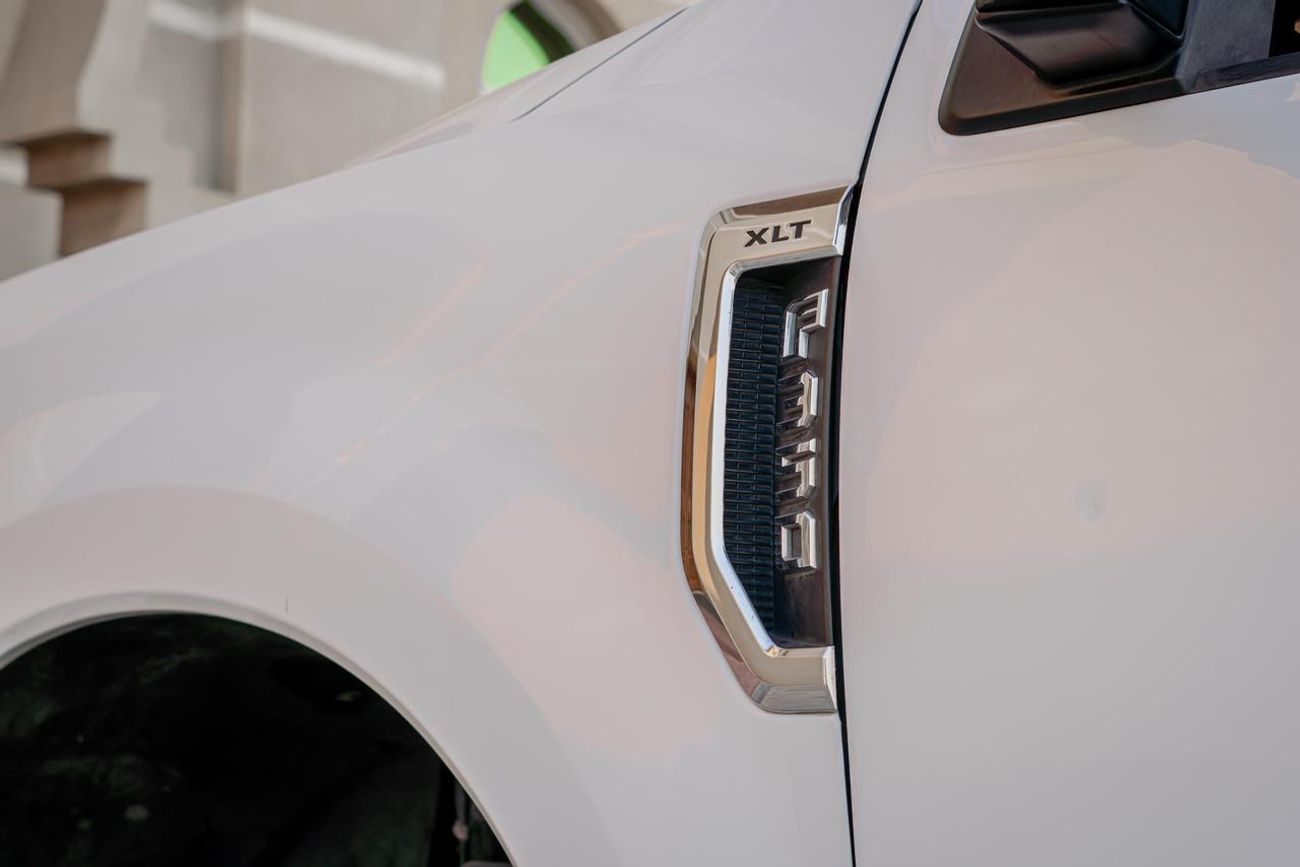 Ford F 350 SUPER DUTY XLT