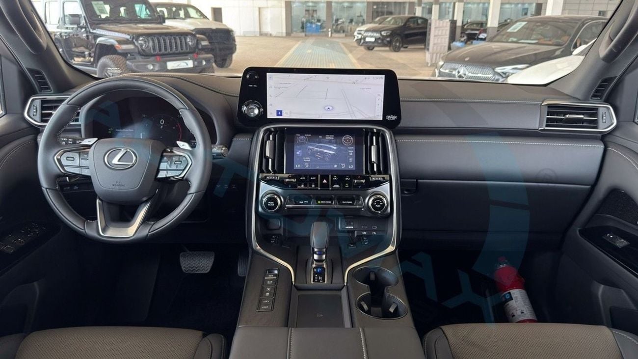 Lexus LX700h SIGNATURE 2026 OH 3.5TT V6 Hybrid AWD GCC Без пробега