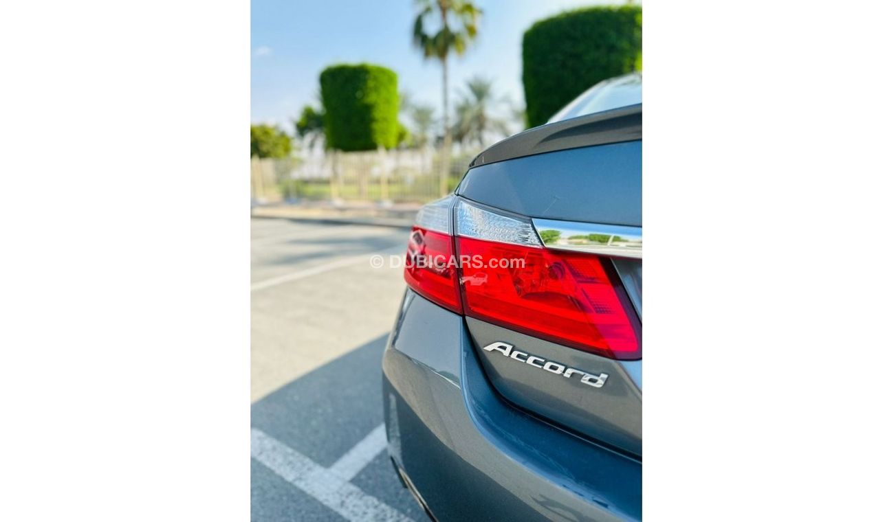 Honda Accord 799 PM || HONDA ACCORD SPORT 3.5L V6 || FULL OPTION || ORIGNAL PAINT || 0%DP || GCC || WELL MAINTAIN