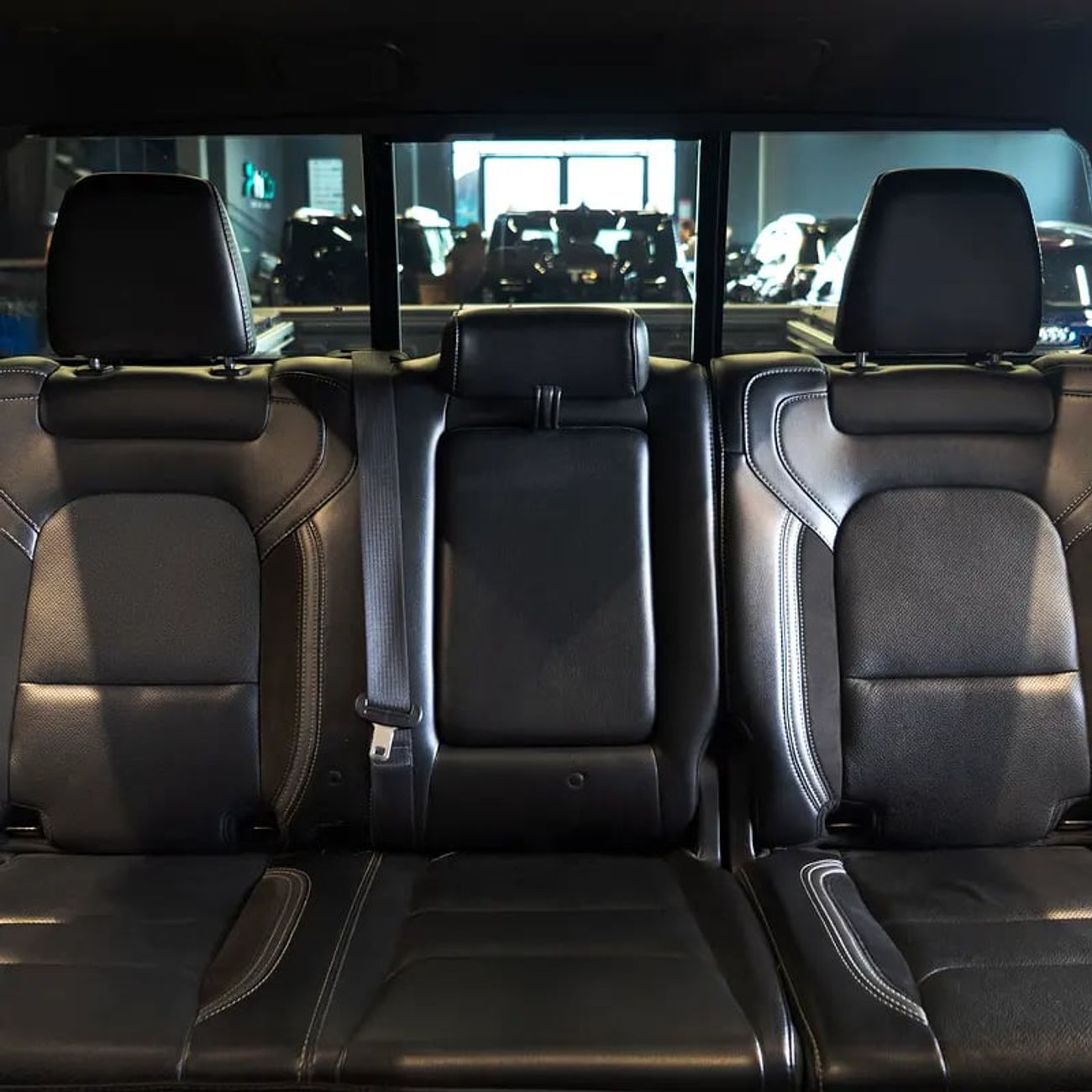 رام 1500 Rebel 5.7L Crew Cab Utility (5 Seater)