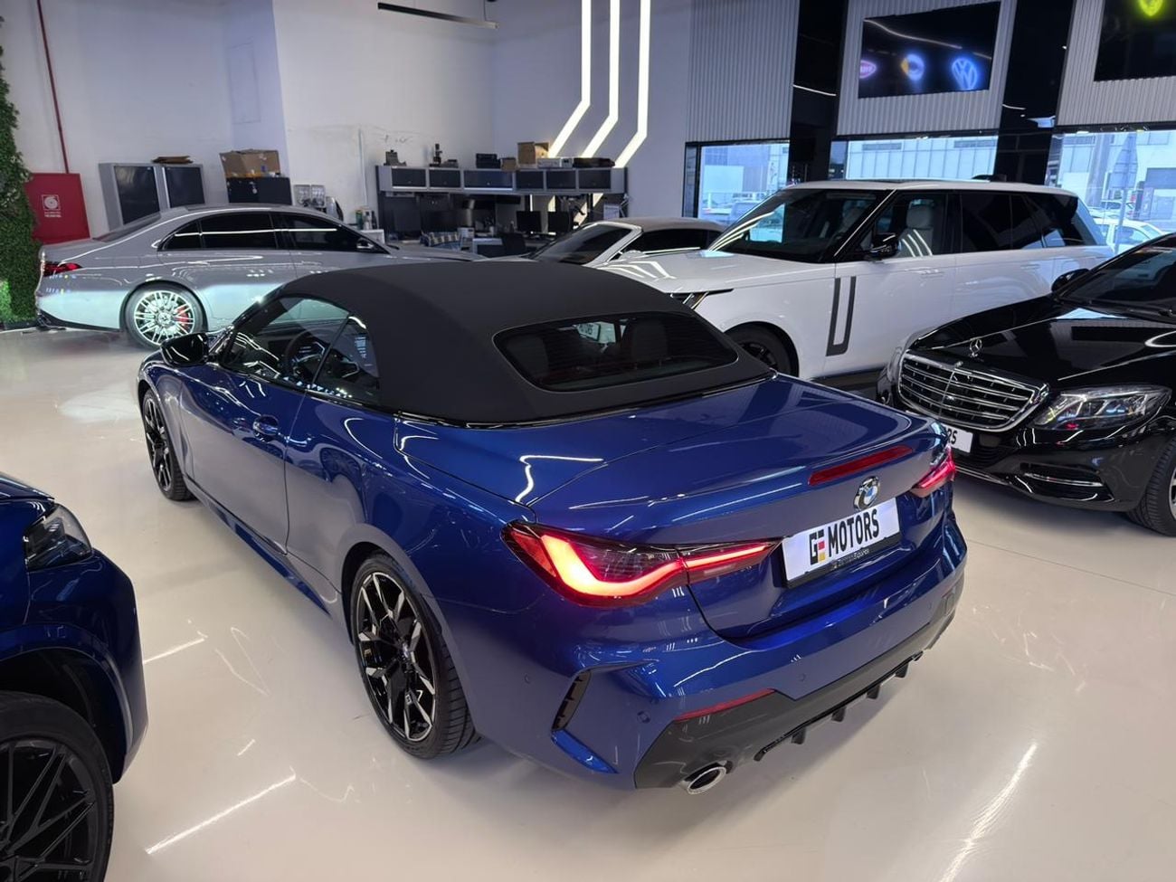 بي أم دبليو 420i 2025 BMW 420i M-Sport Convertible - Brand New - 2 Years Warranty