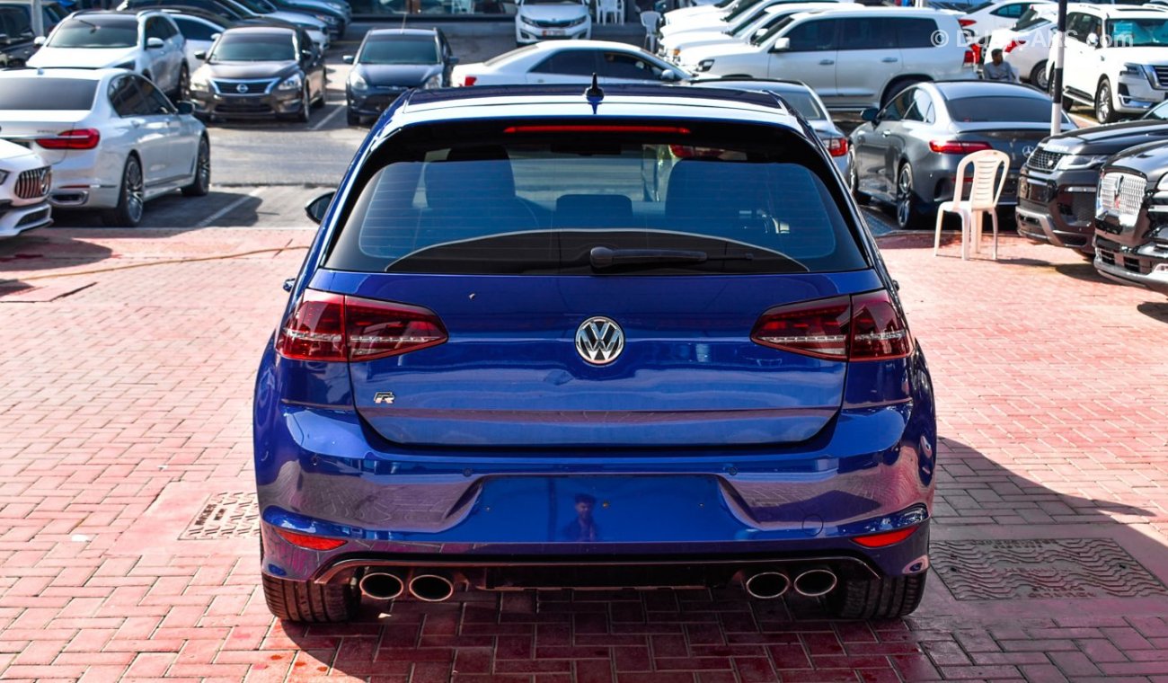 Volkswagen Golf R