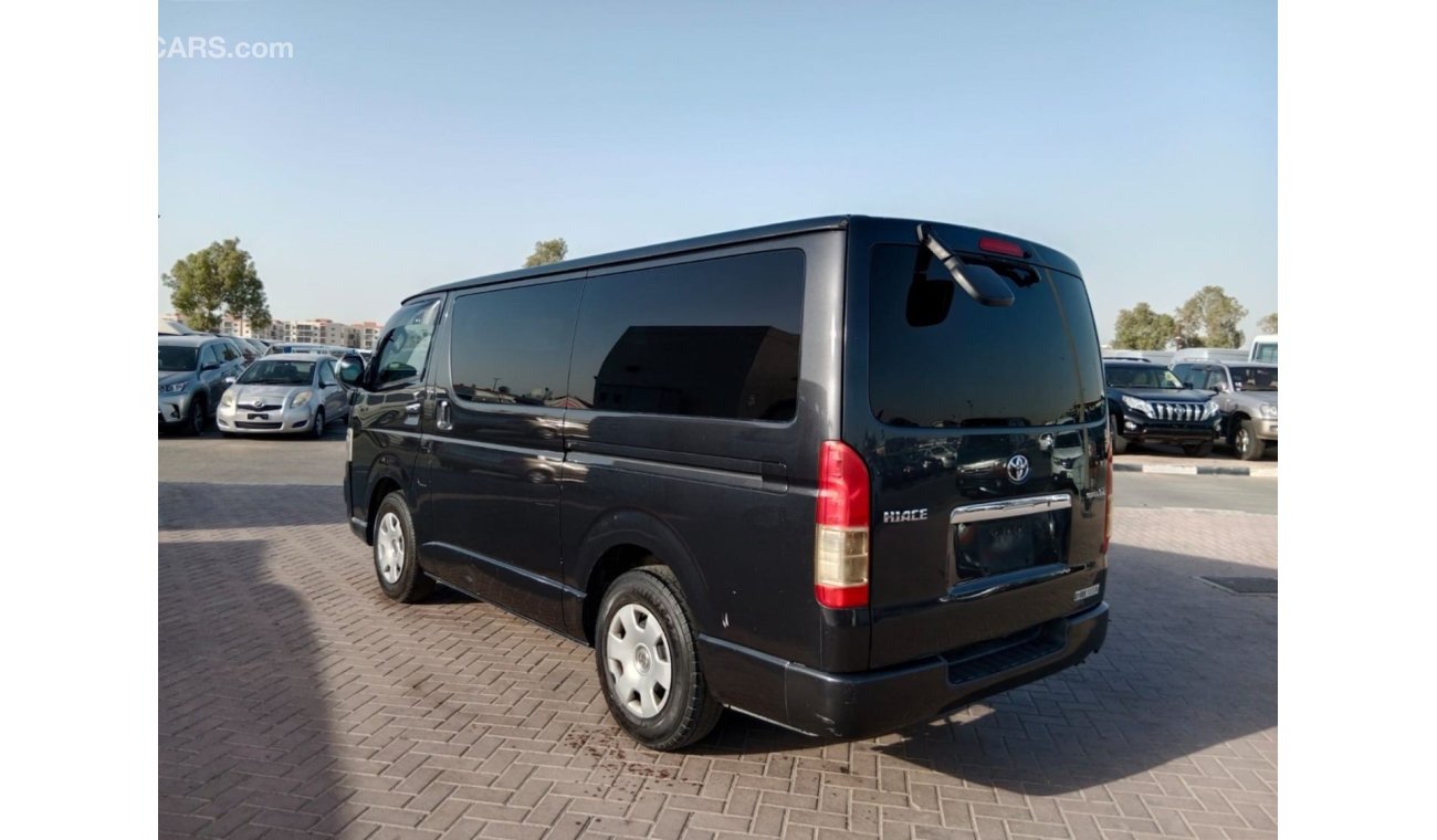 تويوتا هاياس TOYOTA HIACE VAN RIGHT HAND DRIVE (PM1630)