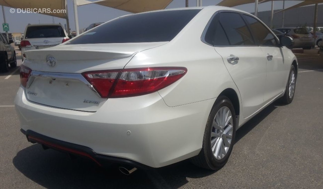 Toyota Camry Limited