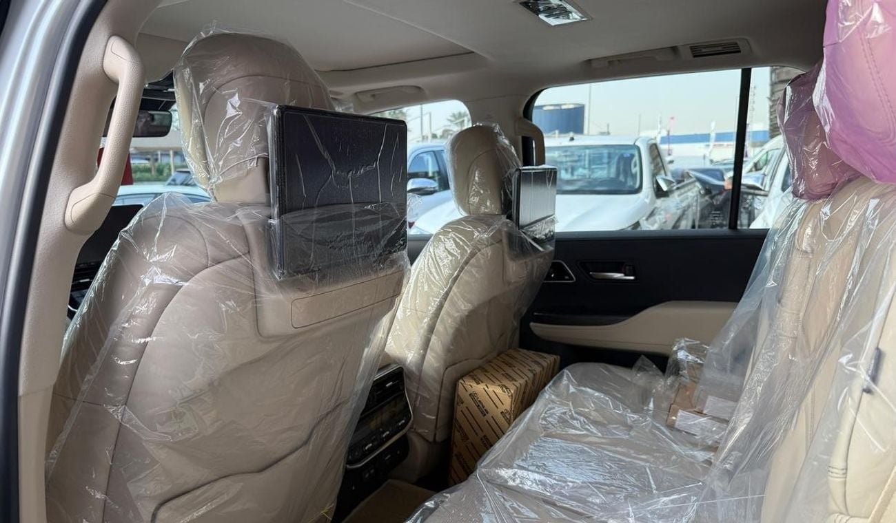 Toyota Land Cruiser VXR 3.5L Toyota Land Cruiser 3.5L VXR Twin Turbo V6 | 2025 | 0KM | GCC