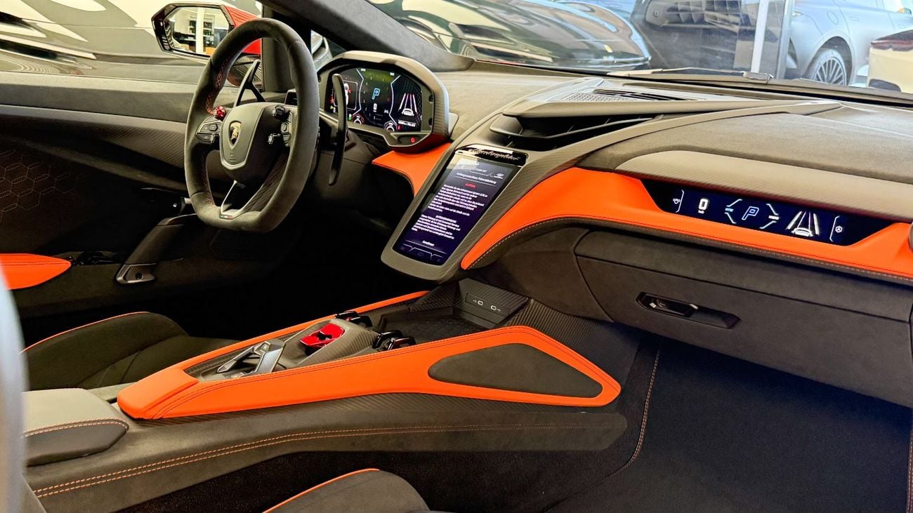 Lamborghini Revuelto Lamborghini Revuelto 2026 - Hybrid Powertrain (First-Ever)