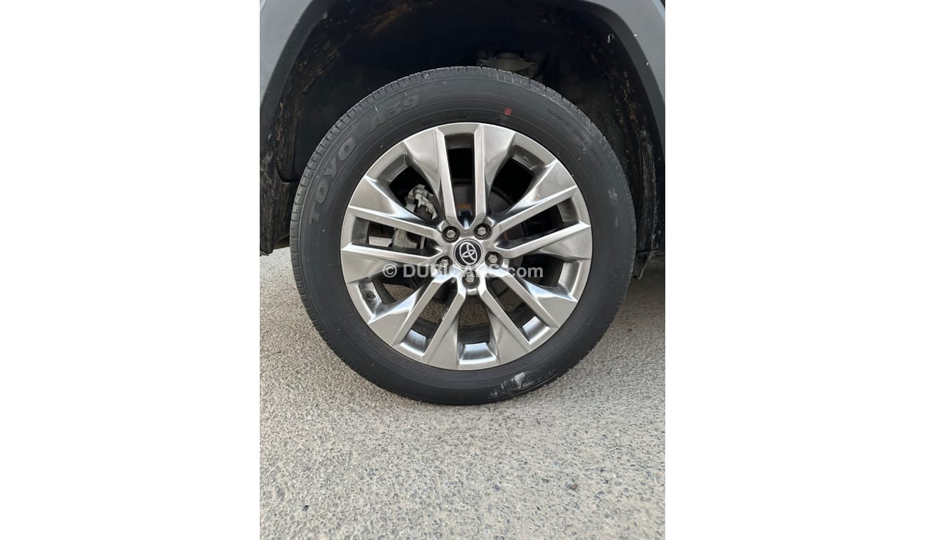 Toyota RAV4 RAV4 limited 2021 full option all airbags are ory