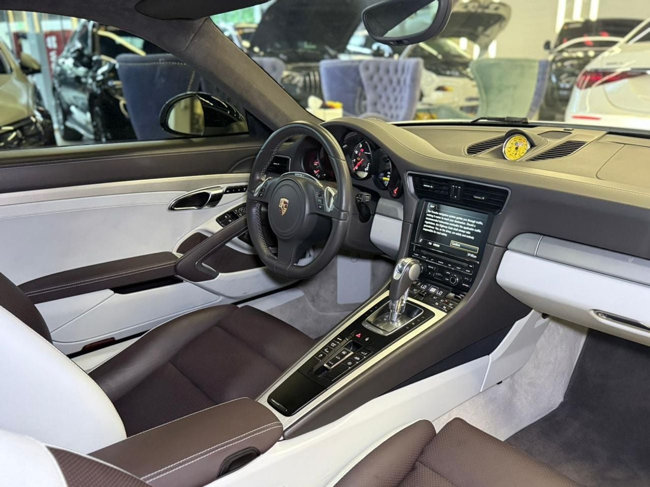 Porsche 911 Carrera 4S 3.8L Coupe 2014 Porsche 911 Carrera 4S - GCC Specs - Full Service History Available