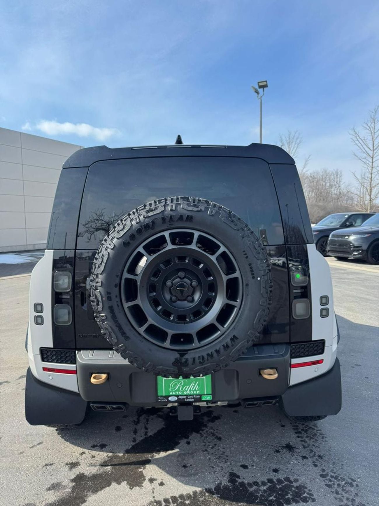 لاند روفر ديفندر LAND ROVER DEFENDER OCTA 2026 7