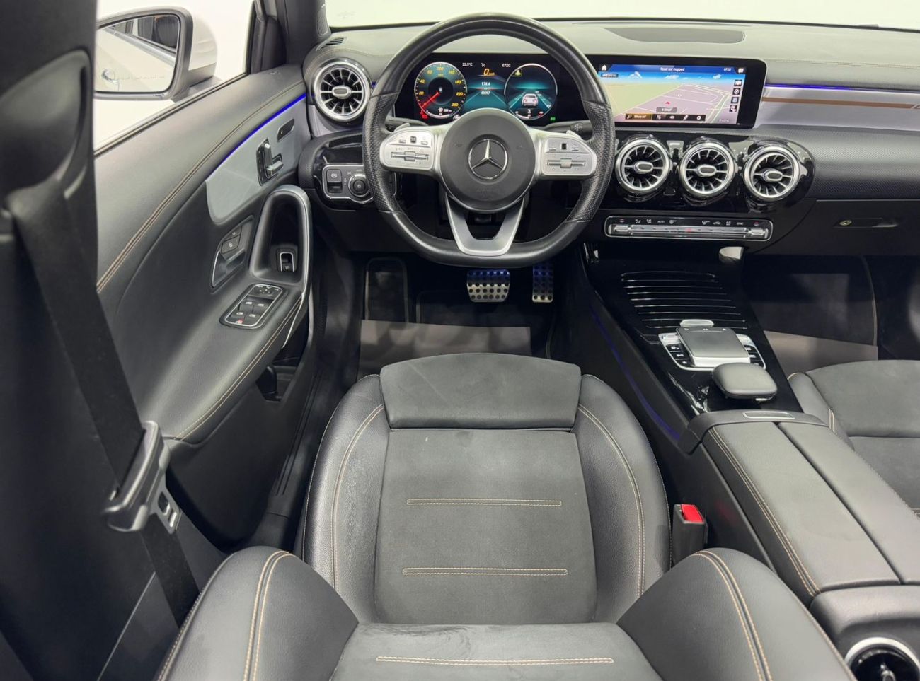 Mercedes-Benz A 250 Premium 2.0L 2019 Mercedes Benz A250 AMG, Warranty, Full Service History, Excellent Condition, GCC