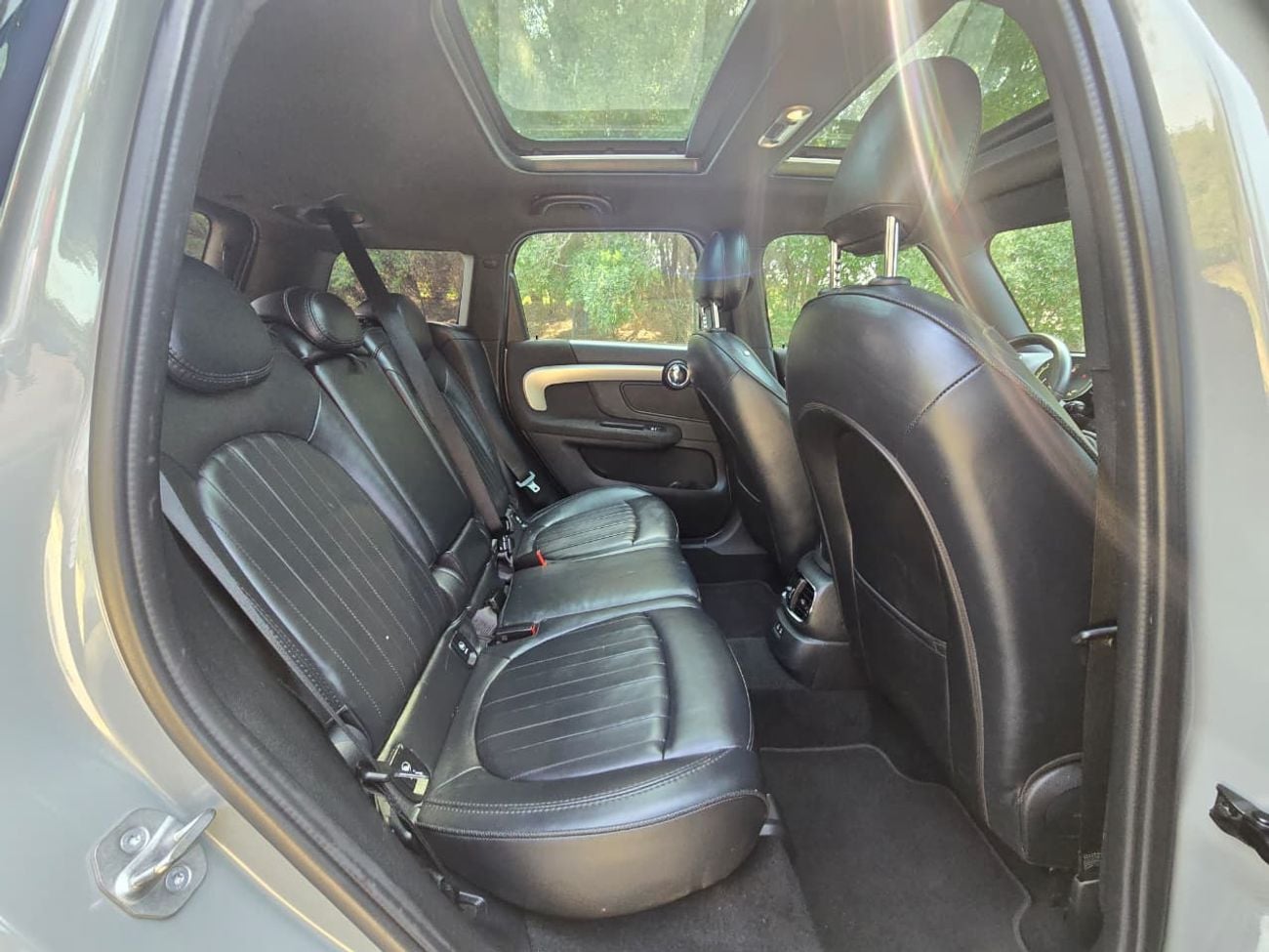 Mini Cooper S Countryman MINI COOPER COUNTRYMAN 2023 GCC //ALL4// ORGINAL PAINT//ACCIDENT FREE//LOW MILEAGE// FULL OPITION