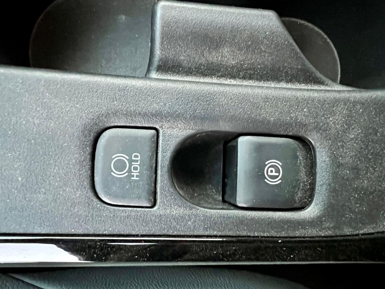 Toyota Corolla SE+ 2.0L hatchback sports warranty one year bank financie available