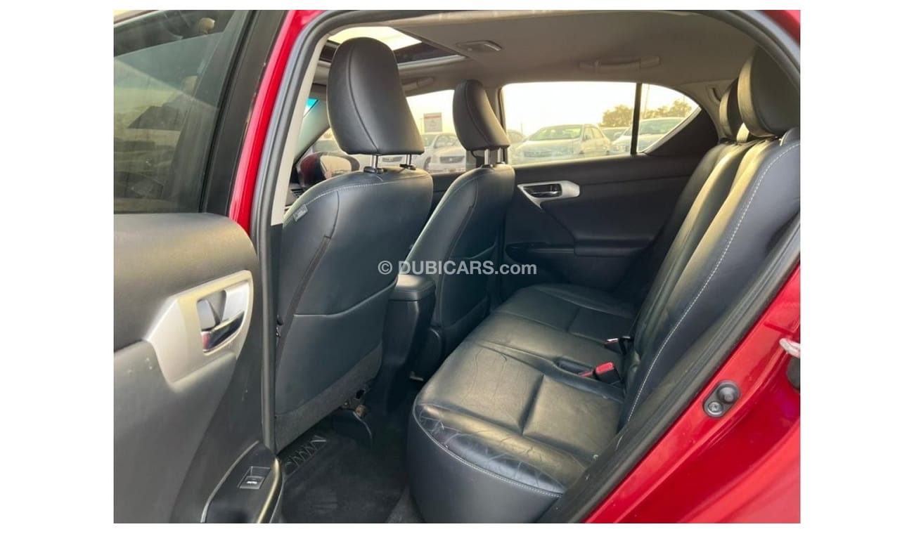 Lexus CT 200h 2011 Lexus CT 200H Hybrid Full Option Very Well Maintained Vehicle