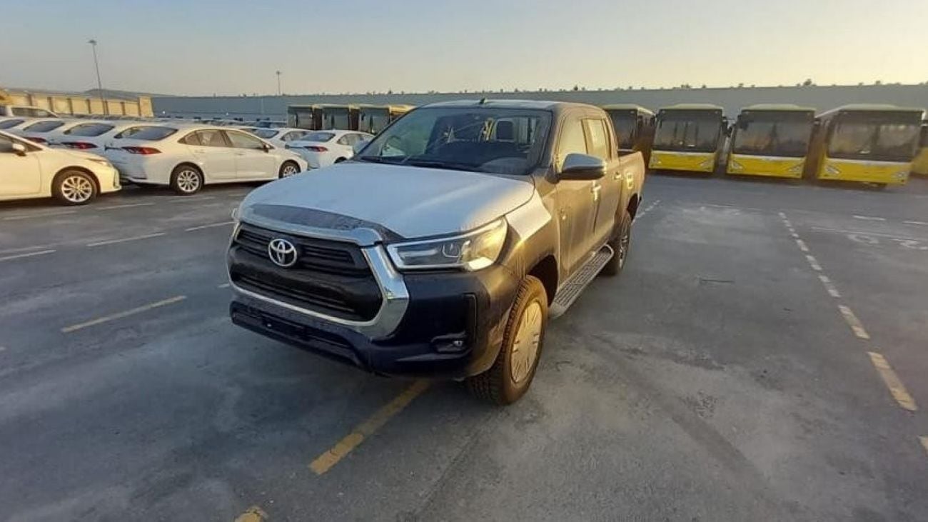Toyota Hilux New 2023 Toyota Hilux 2.4L SR5 Diesel Full option 4X4 Automatic Zero KM
