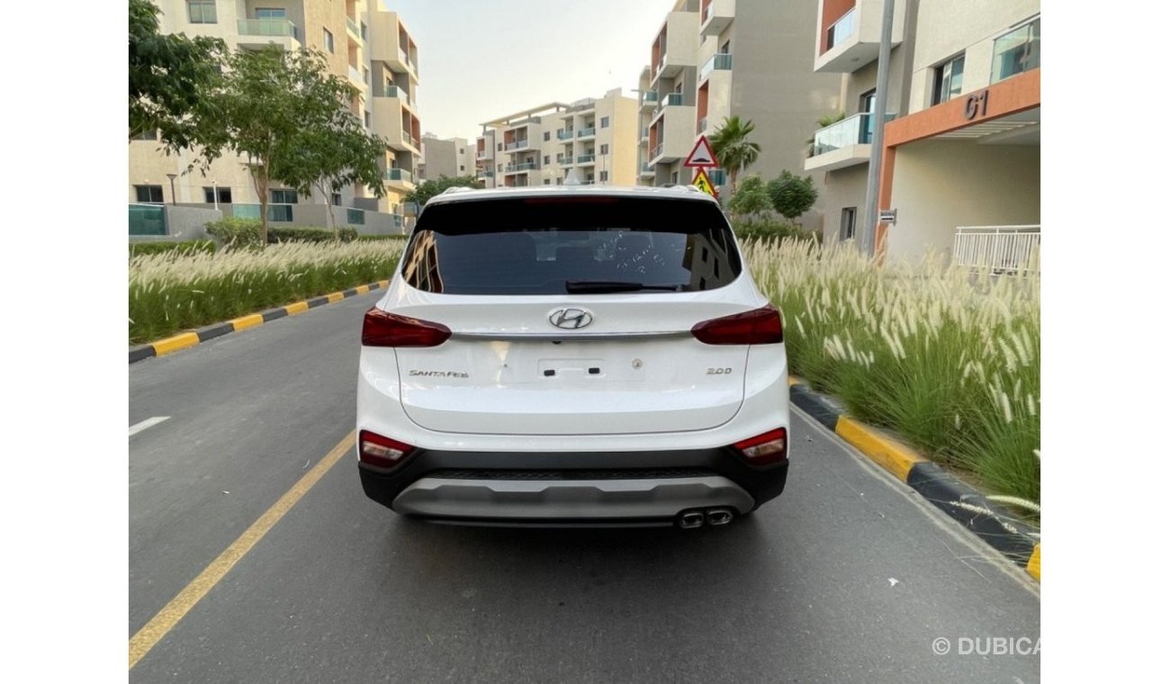 Hyundai Santa Fe Banking facilities without the need for a first payment