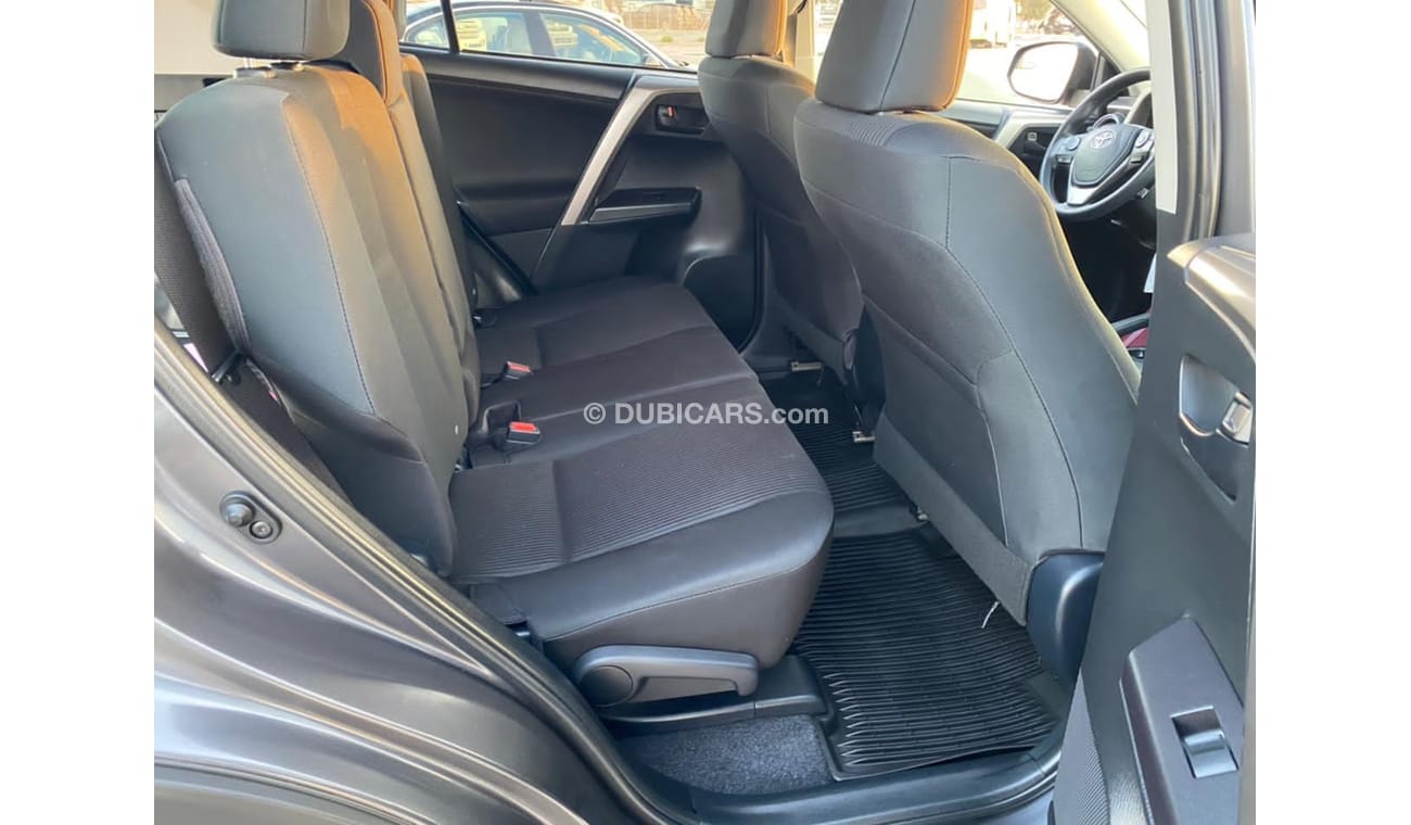 Toyota RAV4 2018 TOYOTA RAV 4 AWD LE MID OPTION