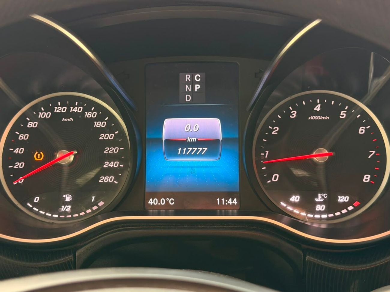 مرسيدس بنز V 250 AVANTGARDE/E