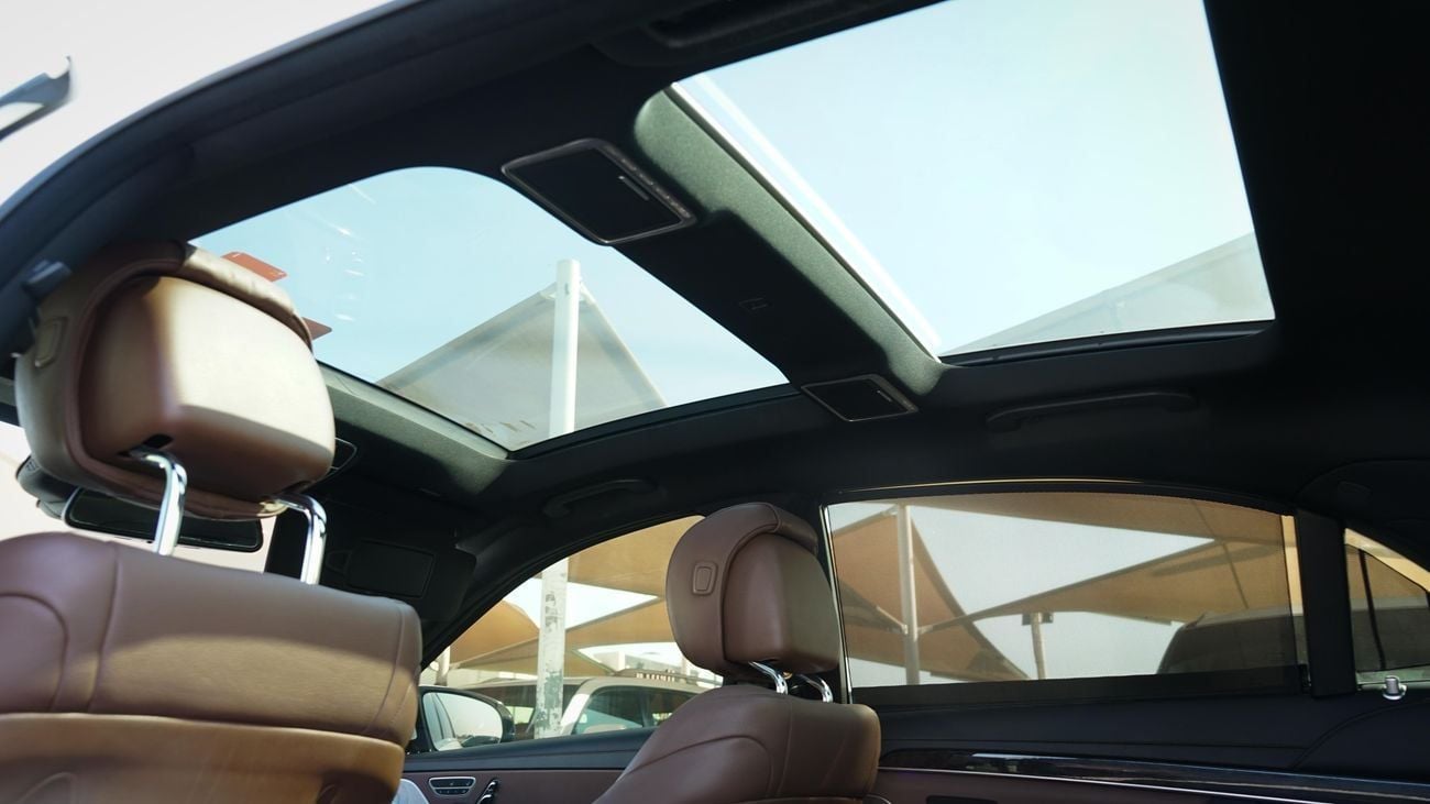 مرسيدس بنز S 550