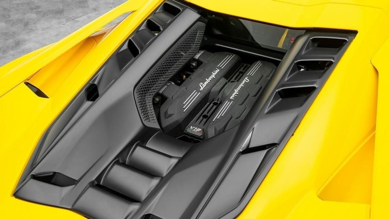 Lamborghini Revuelto 2024 - GCC - Under Warranty