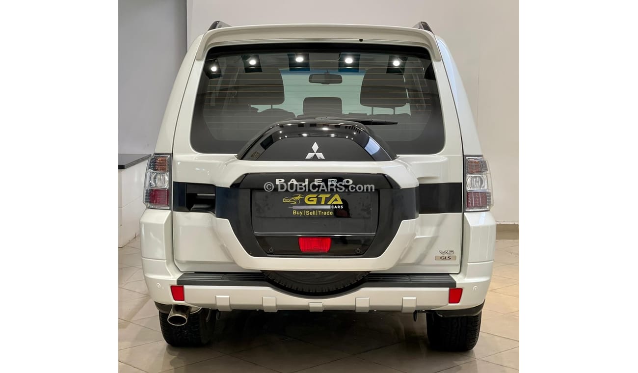ميتسوبيشي باجيرو 2017 Mitsubishi Pajero, Full Service History, Warranty, Service Contrcat, Low Kms, GCC