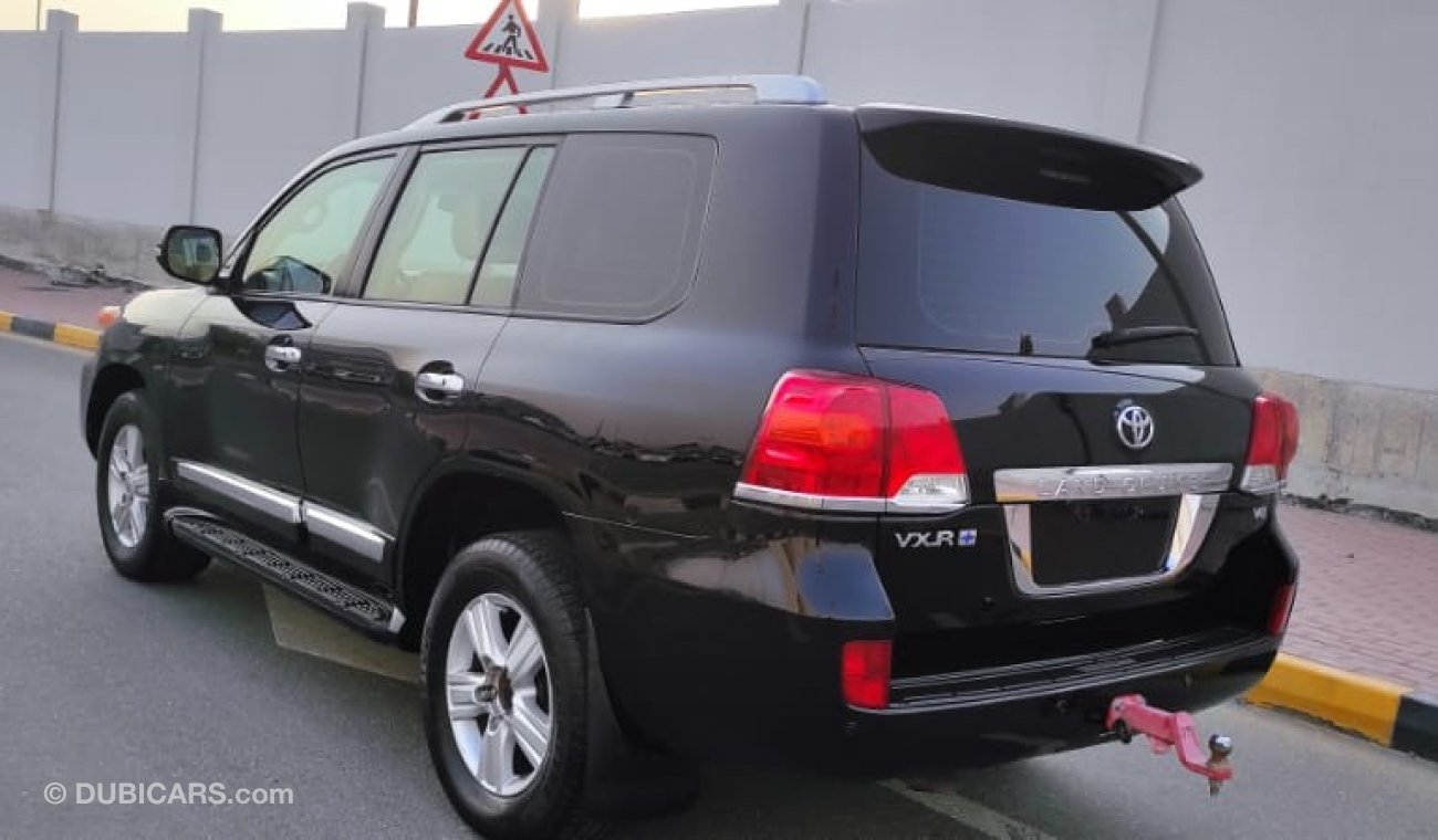 Toyota Land Cruiser VXR+