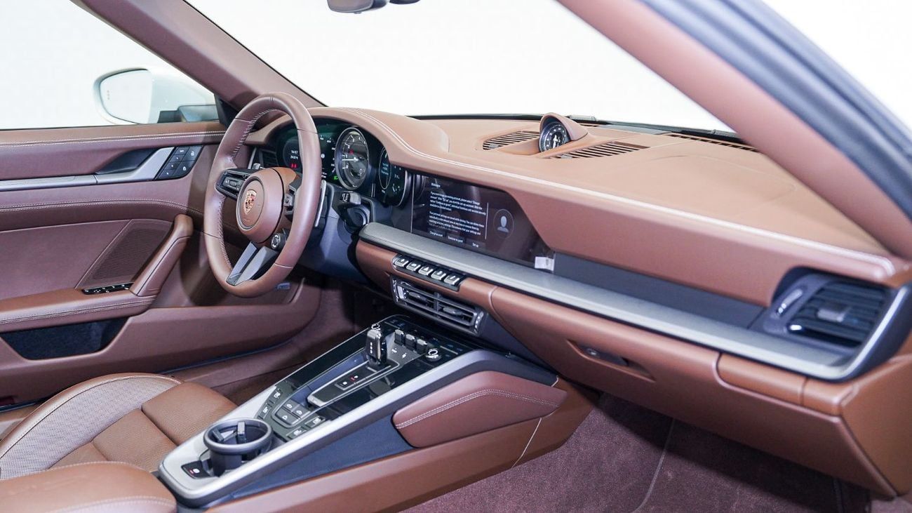 بورش 911 Carrera 3.0L (380 HP) Convertible | AED 8,758 PM | Warranty September 2026 | GCC
