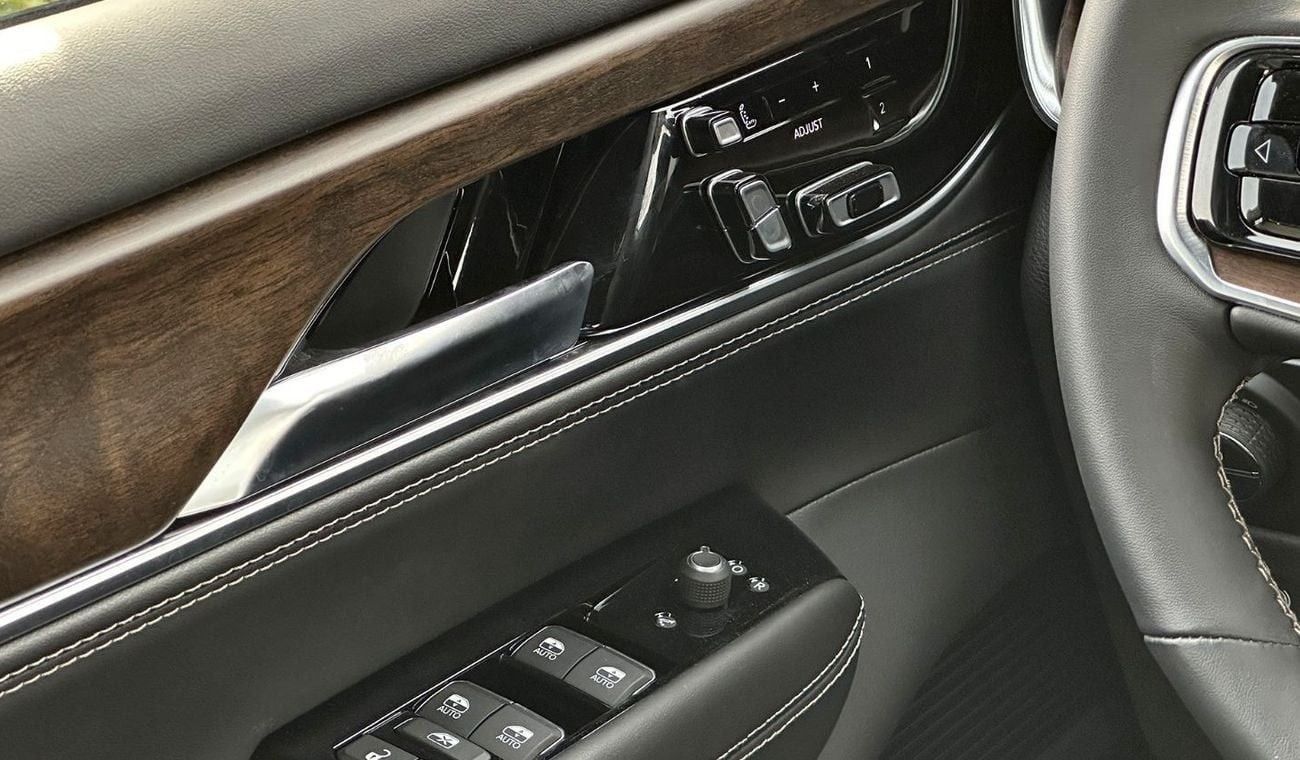 جيب جراند واجونير 3.0T 4WD Series 2 Agency Warranty 2023 GCC 0kms