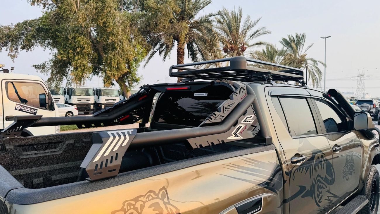 Toyota Hilux FULLY LOADED FOR OFF ROADING | MSA TOWING MIRROR | 2.8L DIESEL | MANUAL | ELECTRIC SEAT | RHD | 2021