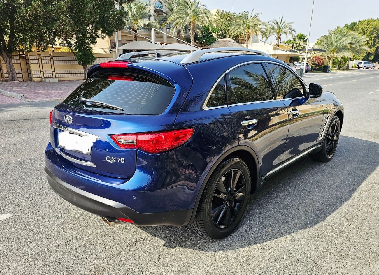 Infiniti QX70 3.7L