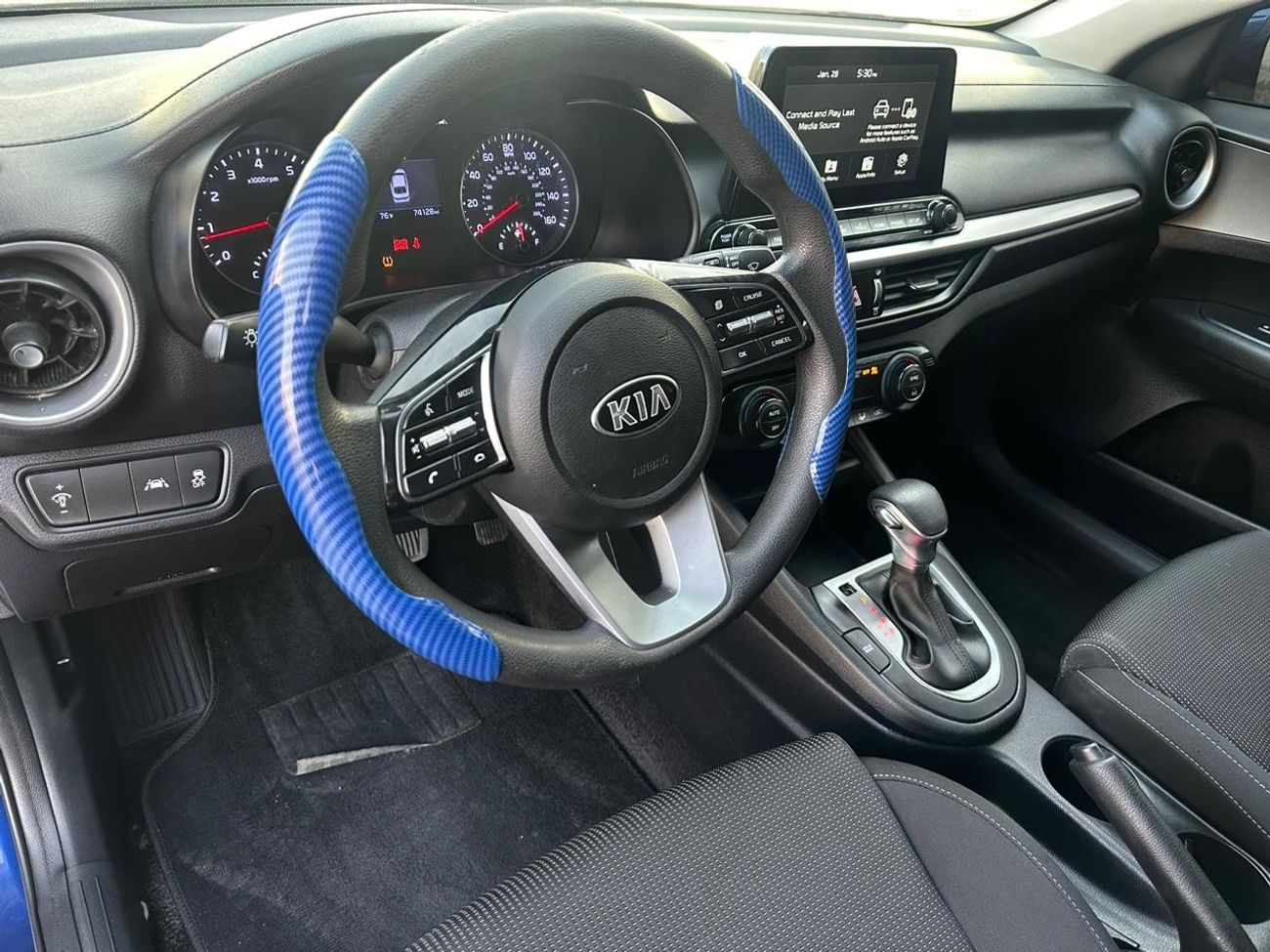 Kia Forte Kia FORTE ,Fe model : 2019 Price : 28,000 dirhams Mileage: 74,000 miles Imported from America,   ver
