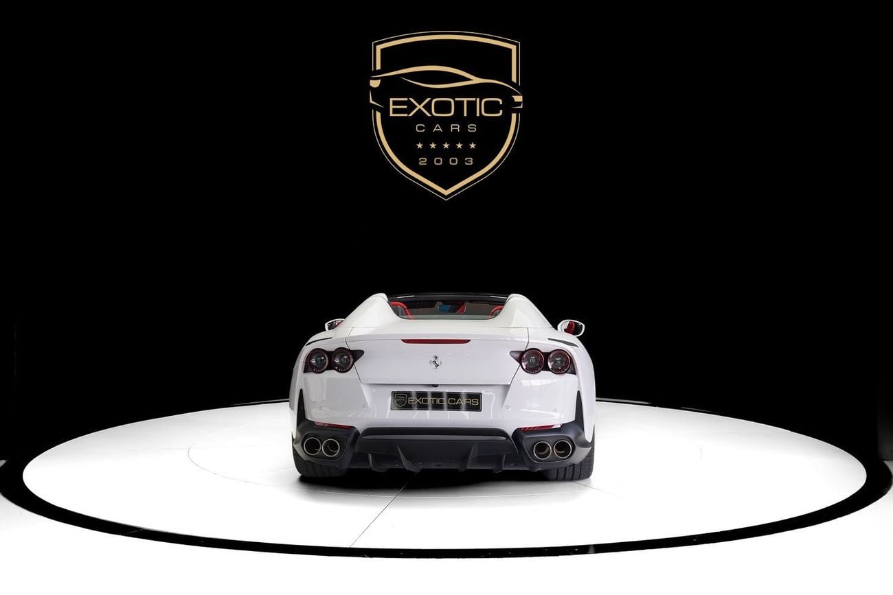 فيراري 812 GTS