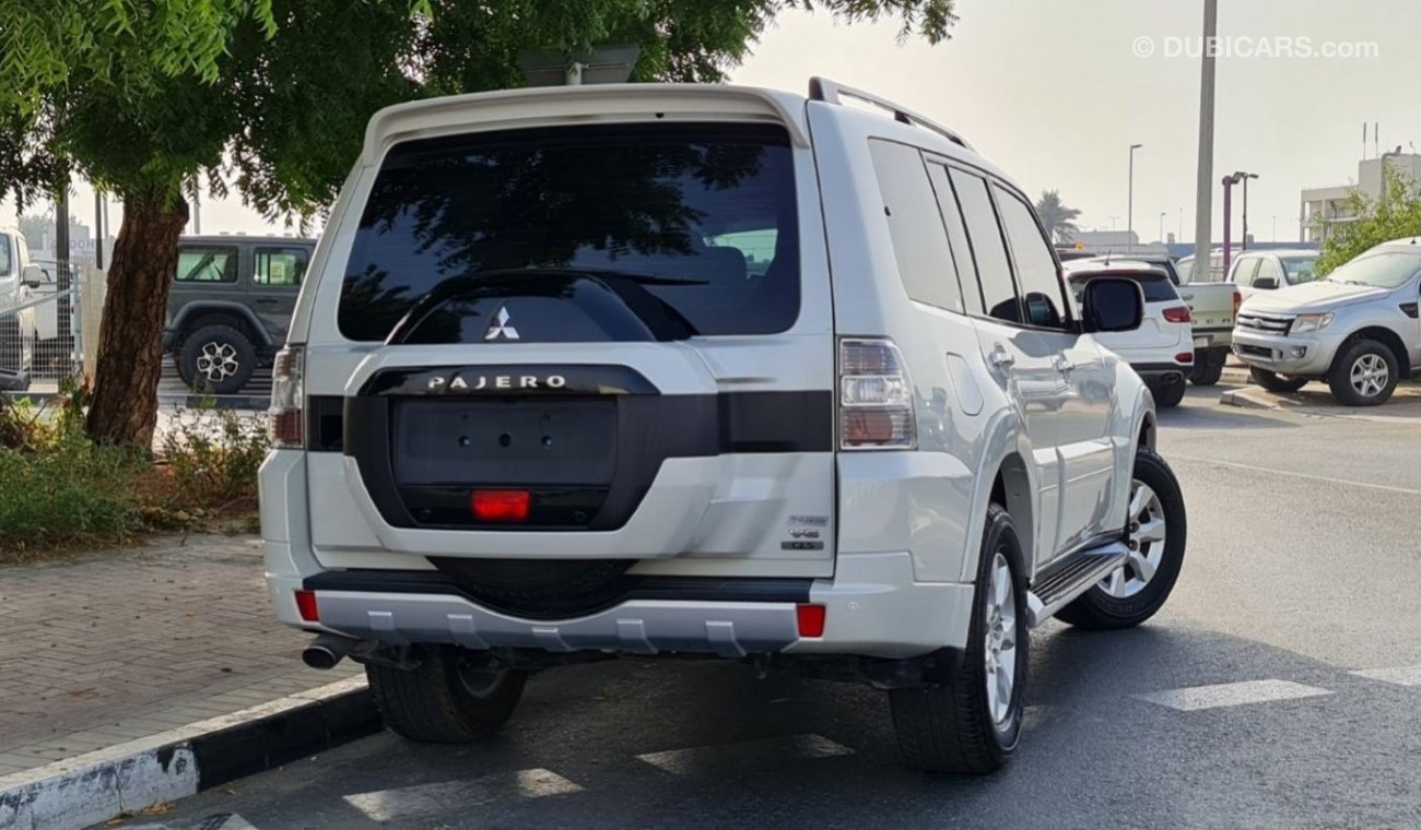 Mitsubishi Pajero GLS Mid Option 3.5L V6 GCC Perfect Condition