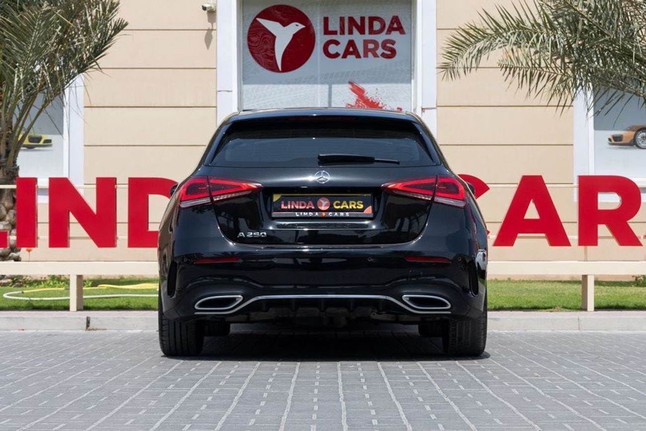 مرسيدس بنز A 250 Std 2.0L (224 HP)