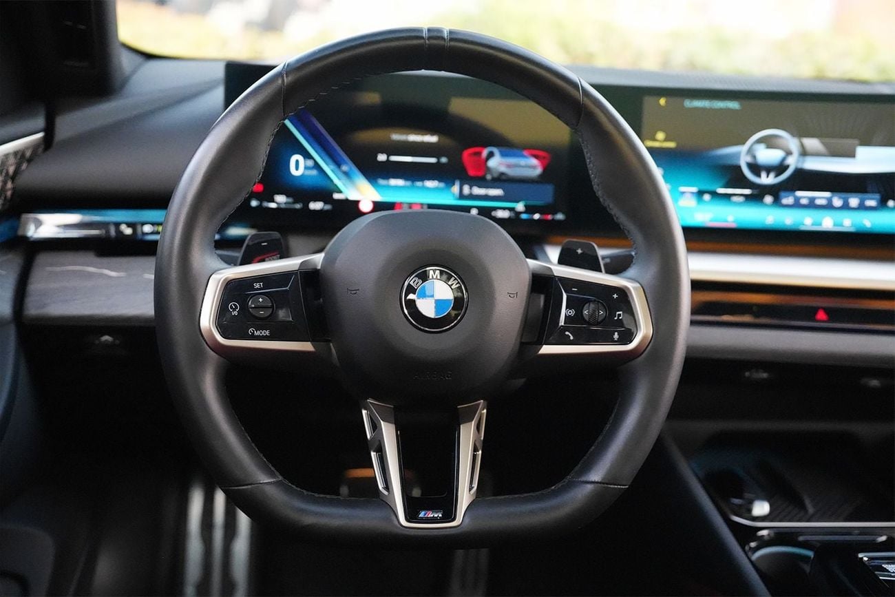 BMW 520i M SPORT BMW 520i M Sport – 2024 Model | GCC Specs | Nardo Grey