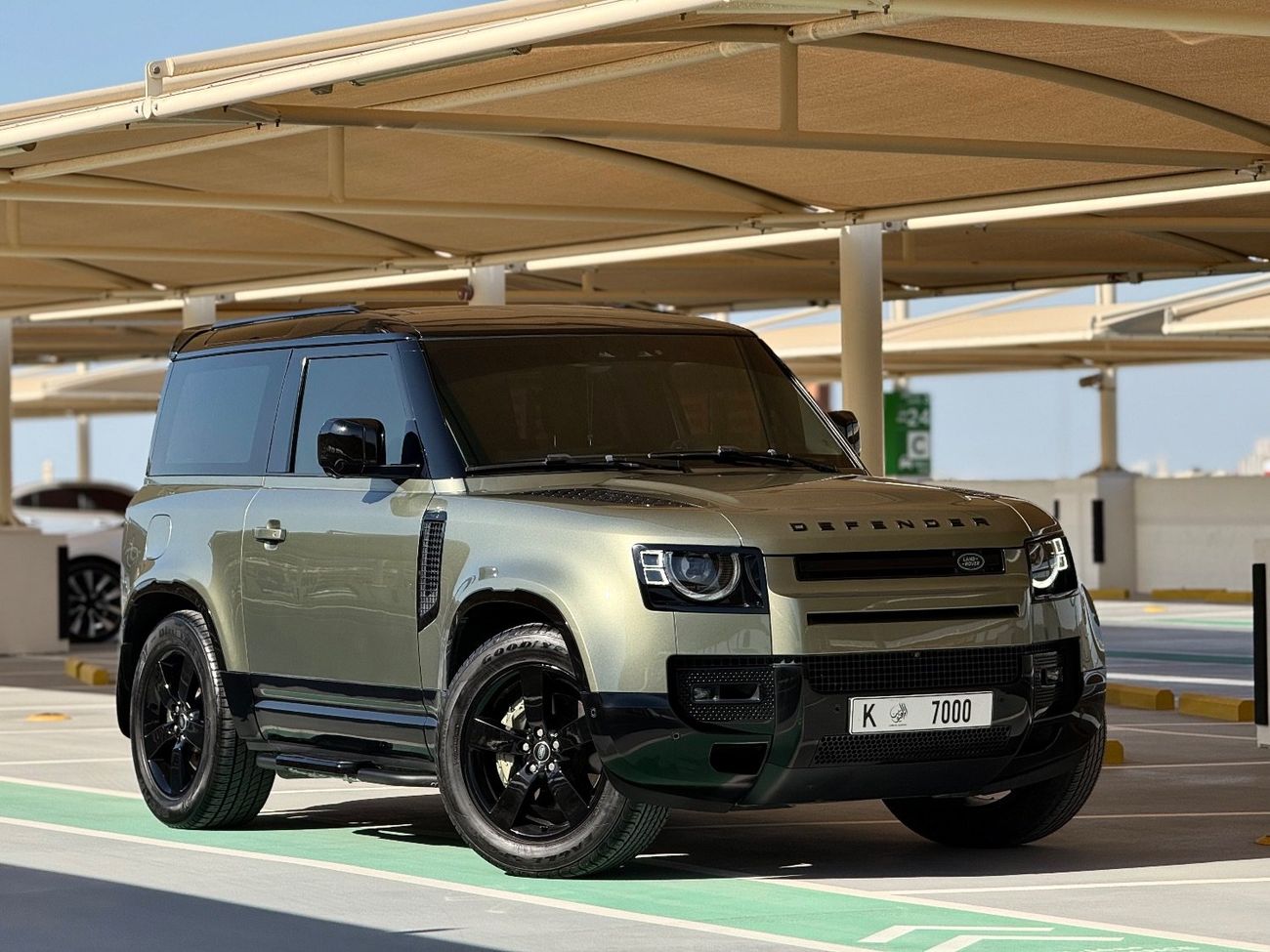 Land Rover Defender 90 SE P400 3.0L