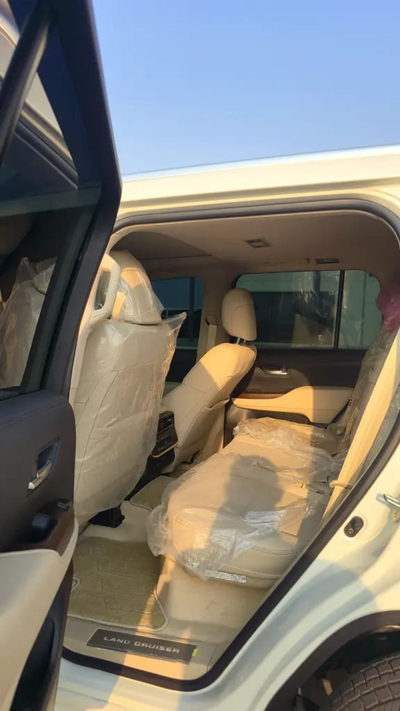 Toyota Land Cruiser GXR GCC Specs
