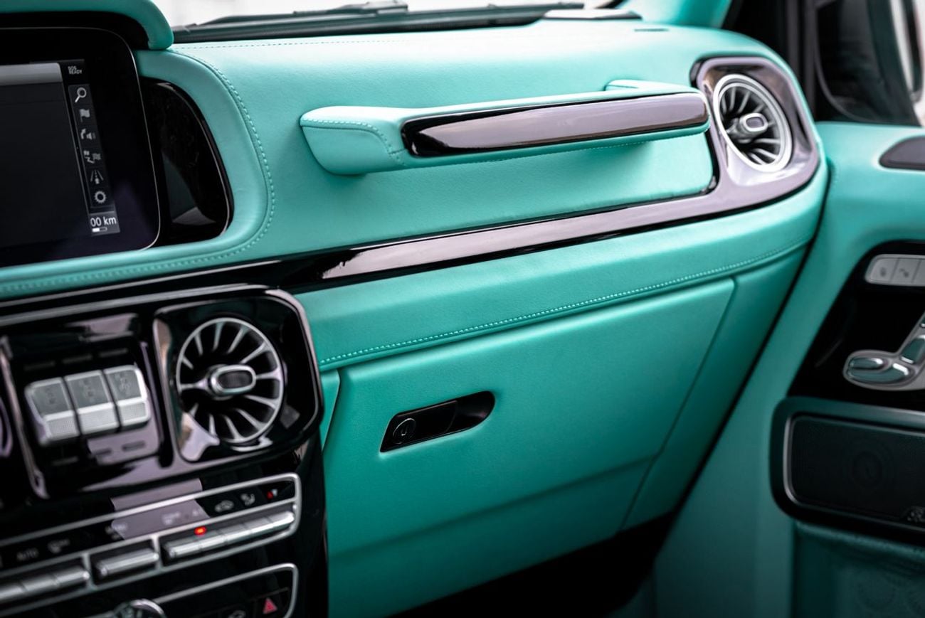 Mercedes-Benz G 63 AMG Std 4.0L Brabus Kit AMG