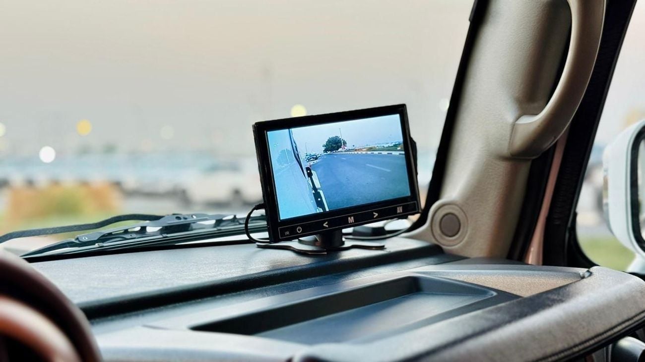 Hummer H2 SUNROOF | V8 ENGINE | AUTOMATIC TRANSMISSION | 6.0L PETROL | LHD | 2003